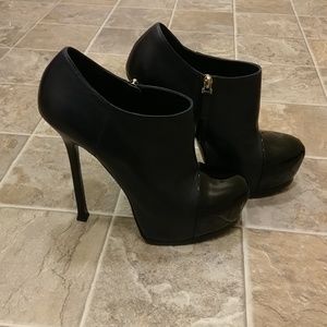 Authentic Yves Saint Laurent tribute booties